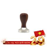 Tamper cán gỗ màu nâu
