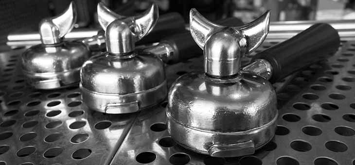 Hướng dẫn cách vệ sinh máy pha và máy xay café.